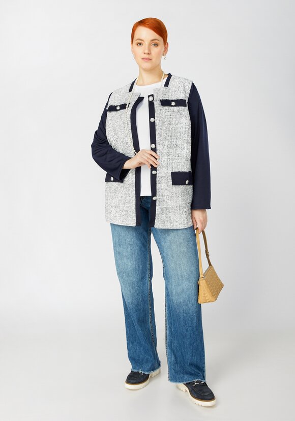 Пиджак на пуговицах с контрастными рукавами шир.  580, рис. 8