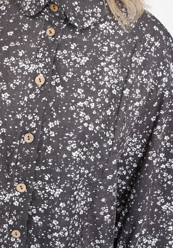 Блуза со скругленным отложным воротником шир.  580, рис. 6