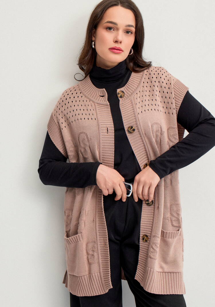 Жилет ажурный с карманами шир.  750, рис. 1