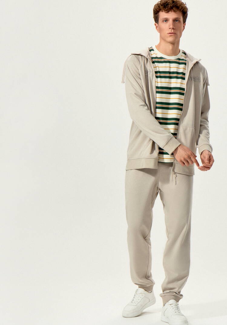 Толстовка с вышивкой и капюшоном шир.  750, рис. 8