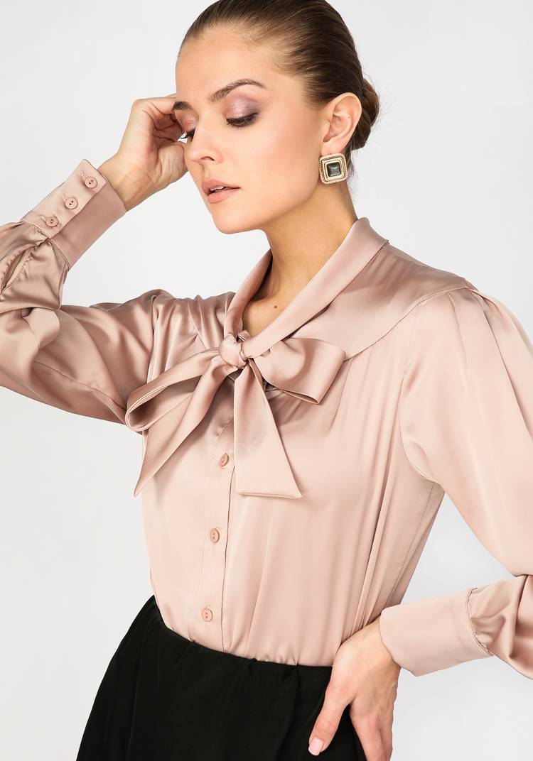 Блуза с декоративным бантом прямого силуэта шир.  750, рис. 4