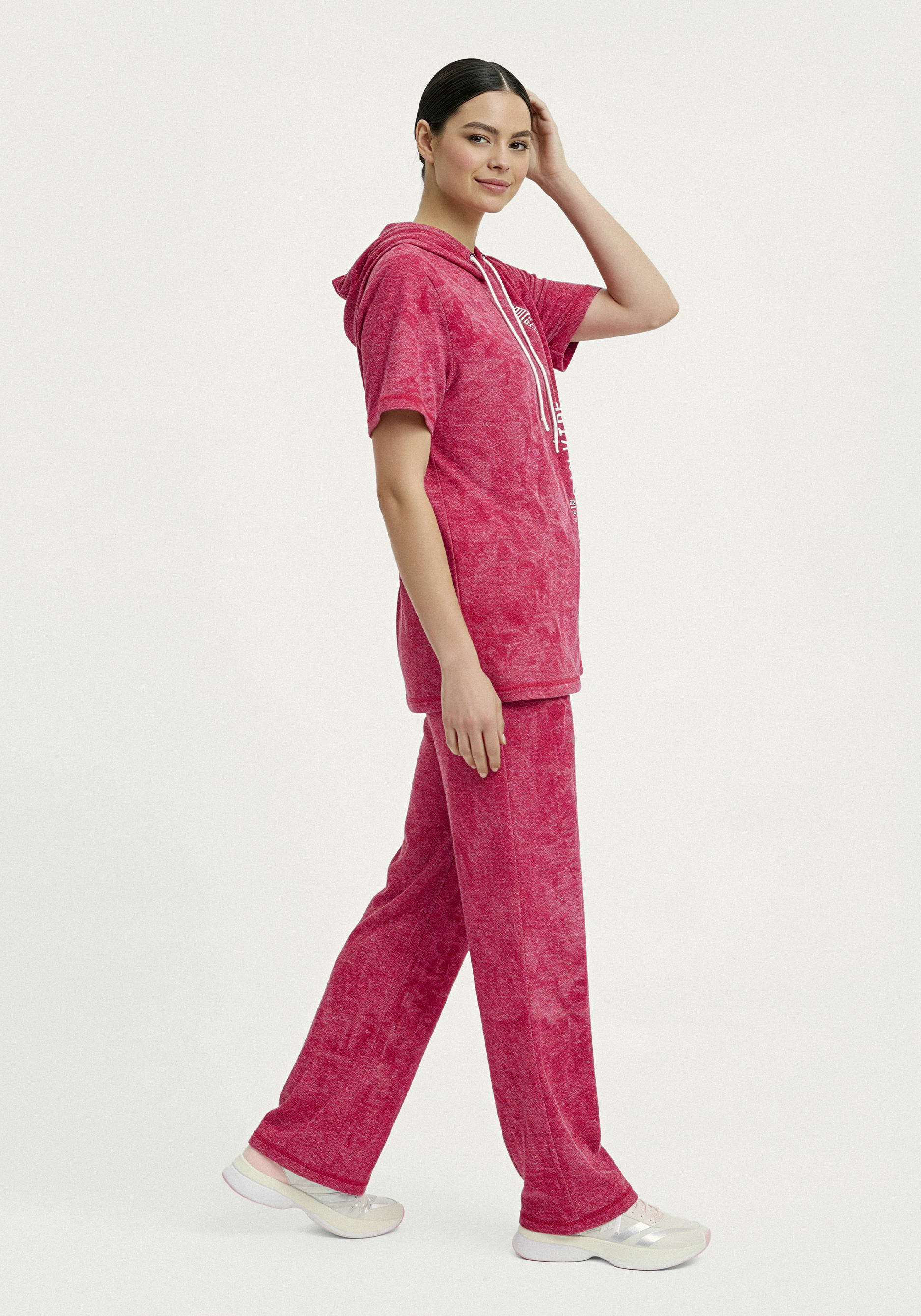 Костюм брючный из трикотажной ткани