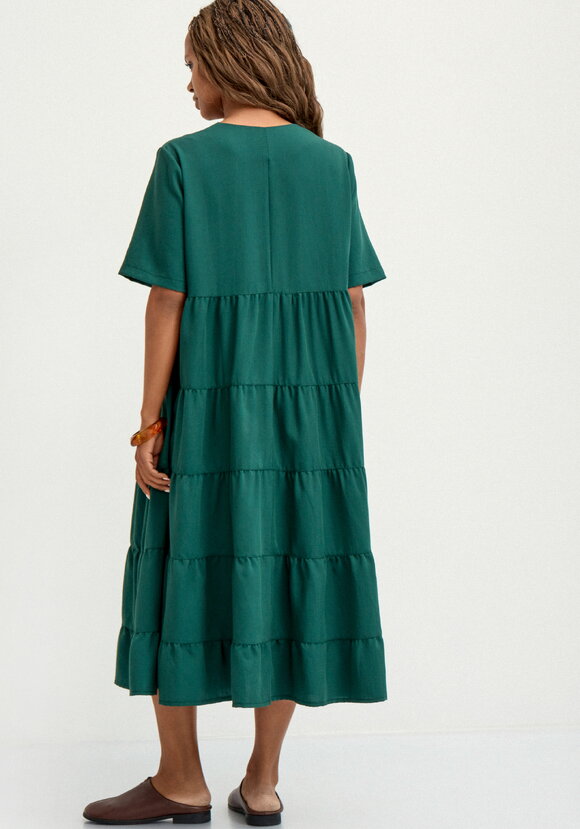 Платье многоярусное свободное шир.  580, рис. 3