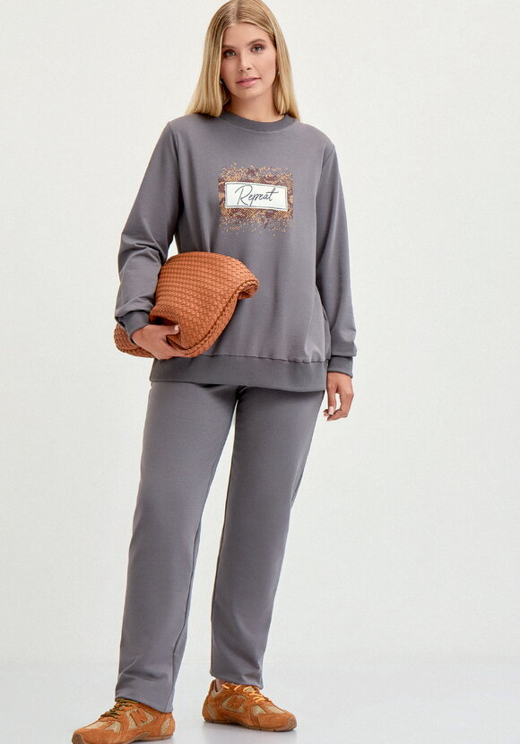 Костюм свитшот с принтом и брюки шир.  580, рис. 1
