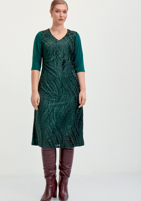 Платье из панбархата и трикотажа шир.  580, рис. 18