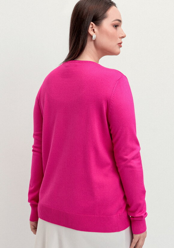 Джемпер с цветочной вышивкой и стразами шир.  580, рис. 25