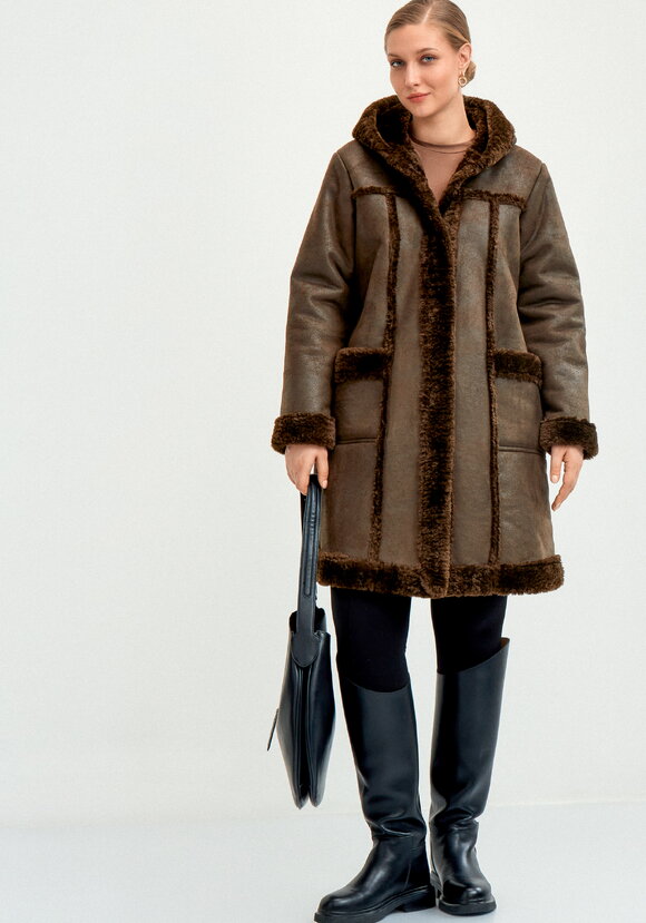 Полупальто с экомехом Раиля шир.  580, рис. 10