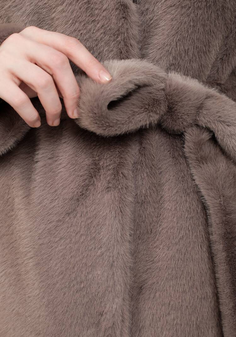 Шуба с леопардовым воротником шир.  750, рис. 7