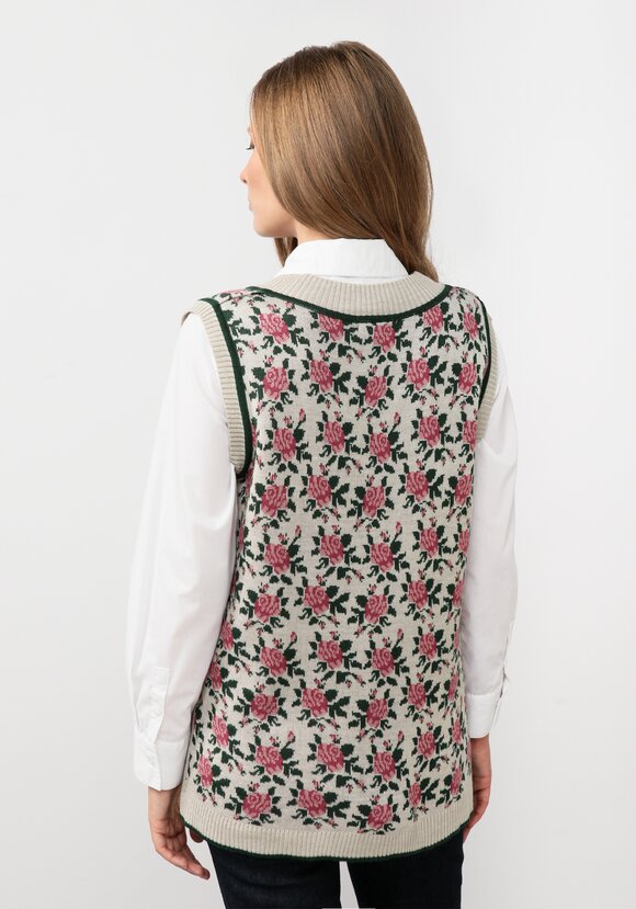 Жилет женский с цветочным рисунком шир.  580, рис. 18