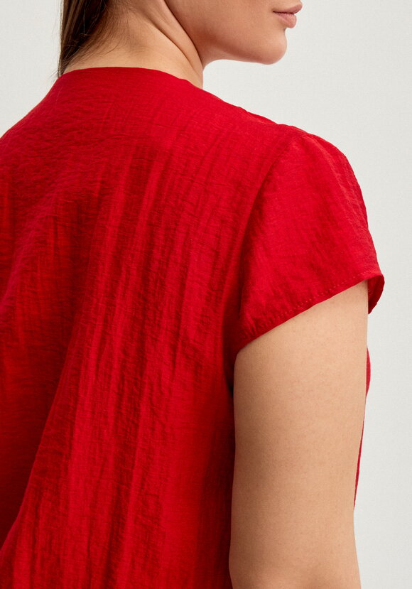 Блуза с разрезом на груди и коротким рукавом шир.  580, рис. 6