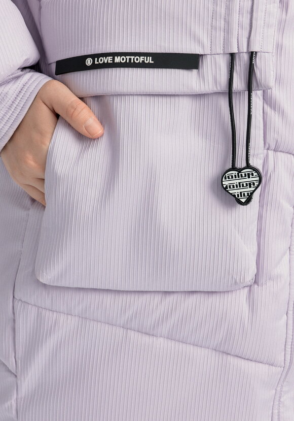 Пуховик с капюшоном и объемными карманами шир.  580, рис. 21