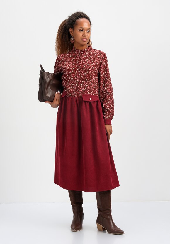 Платье комбинированное с воротником-стойкой шир.  580, рис. 9