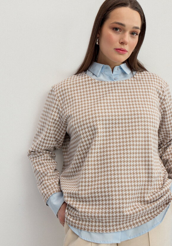 Лонгслив прямого кроя с рукавом 3/4 шир.  580, рис. 1