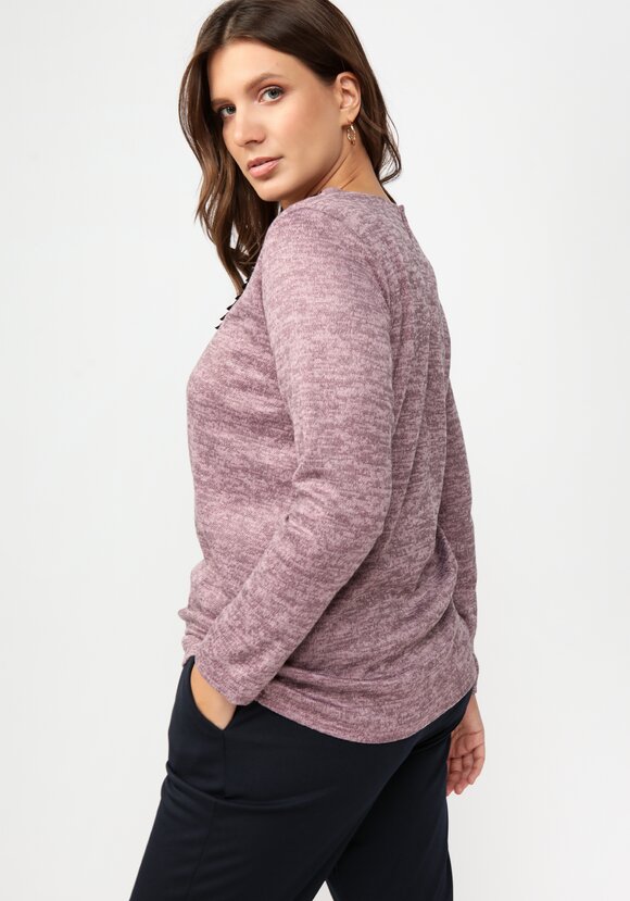 Блуза с ажурным воротником шир.  580, рис. 18