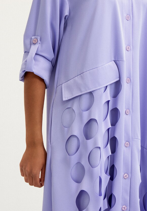 Платье А-силуэта с перфорацией шир.  580, рис. 13