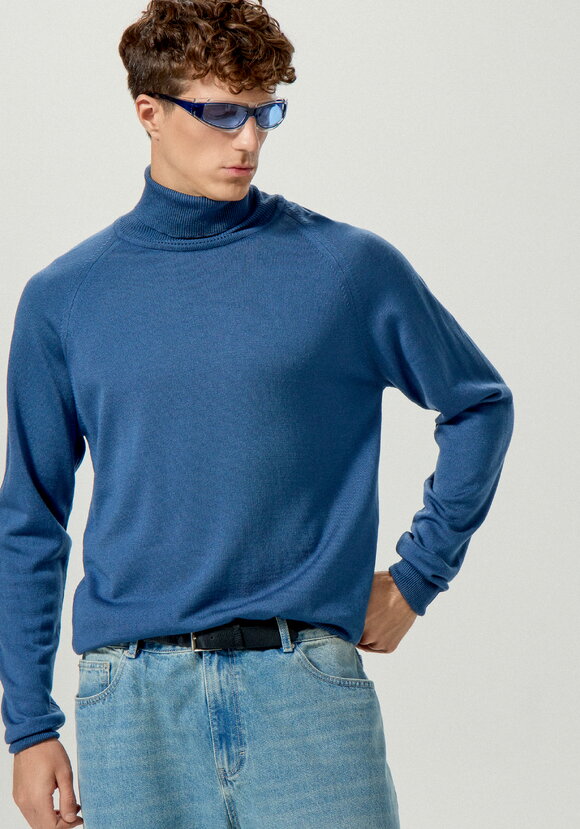 Свитер базовый с высоким воротом шир.  580, рис. 15