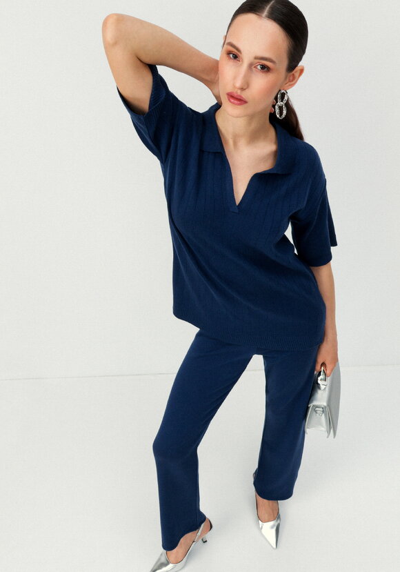 Поло удлиненное с вертикальной полосой шир.  580, рис. 17