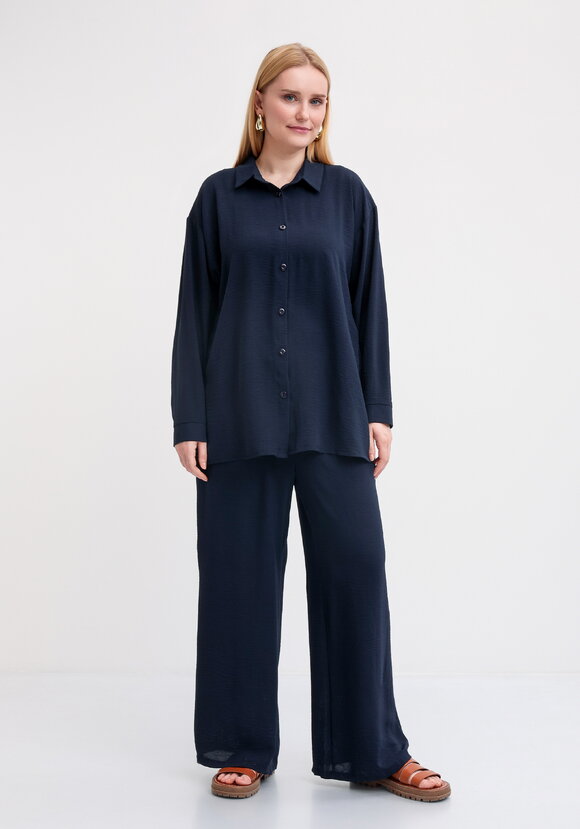 Костюм двойка с брюками шир.  580, рис. 8