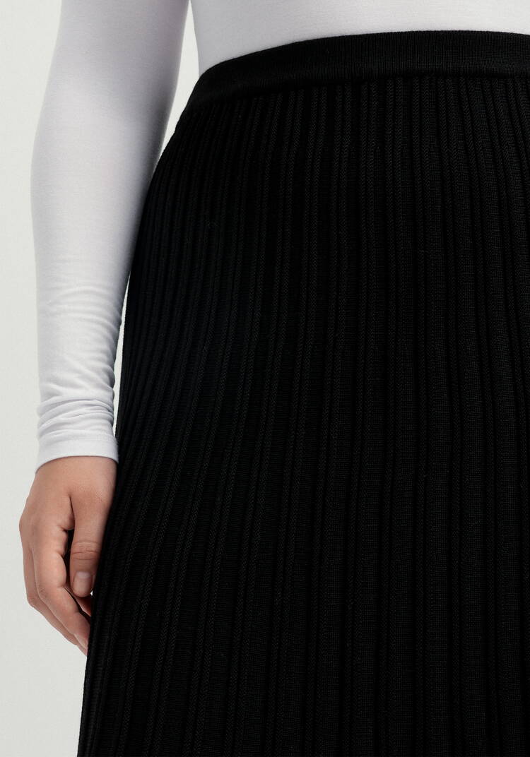 Юбка A-образного силуэта с имитацией плиссе шир.  750, рис. 5