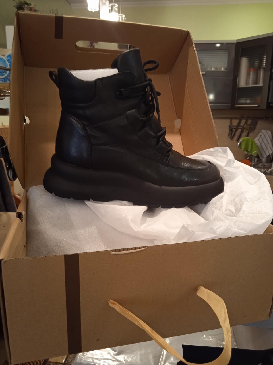 

Ботинки жен. COVANI