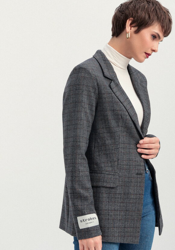 Пиджак с нашивкой на рукаве шир.  580, рис. 7