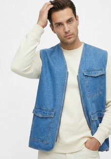 Жилет из джинсы Бруно