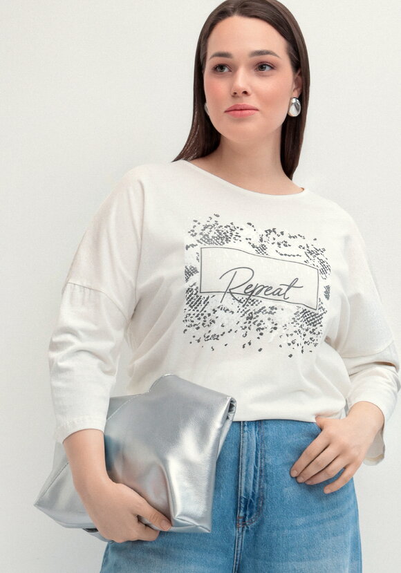 Туника с принтом на груди шир.  580, рис. 1