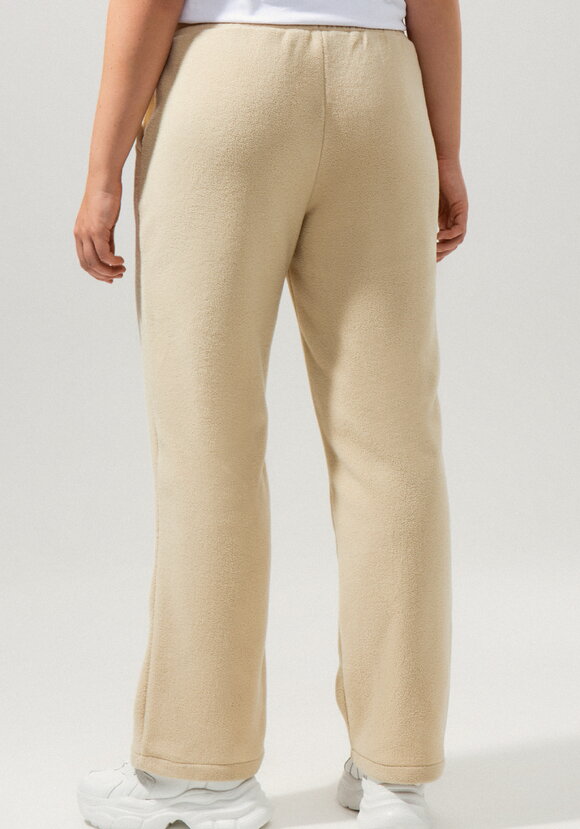 Брюки прямые из флиса шир.  580, рис. 3