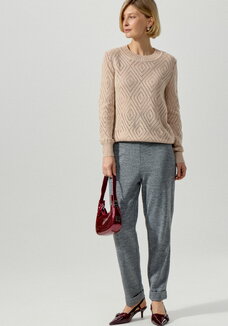 Брюки зауженные книзу