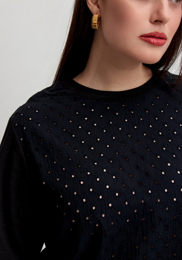 Футболка с шитьем шир.  580, рис. 12