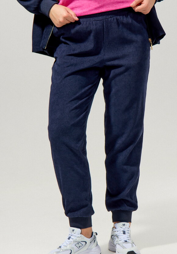 Брюки из микровельвета на резинке шир.  580, рис. 7