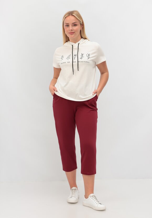 Футболка с капюшоном и лаконичным принтом шир.  580, рис. 38