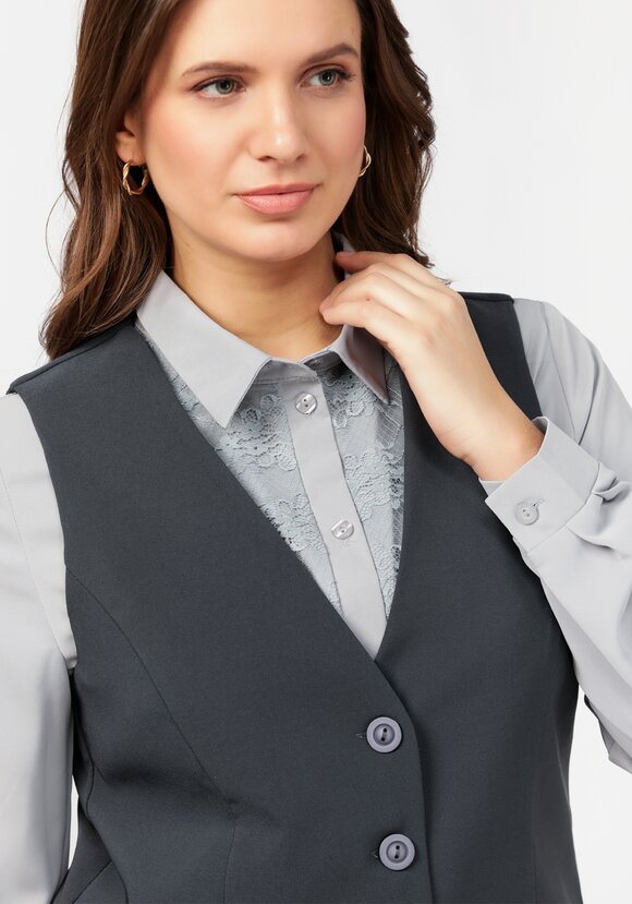 Жилет классический на пуговицах шир.  580, рис. 6