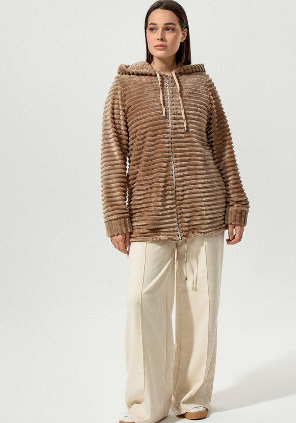 Толстовка меховая на молнии шир.  580, рис. 20