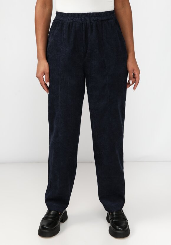 Брюки из микровельвета с рельефами шир.  580, рис. 4