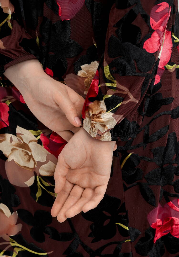 Платье с декором и цветочным принтом шир.  750, рис. 6