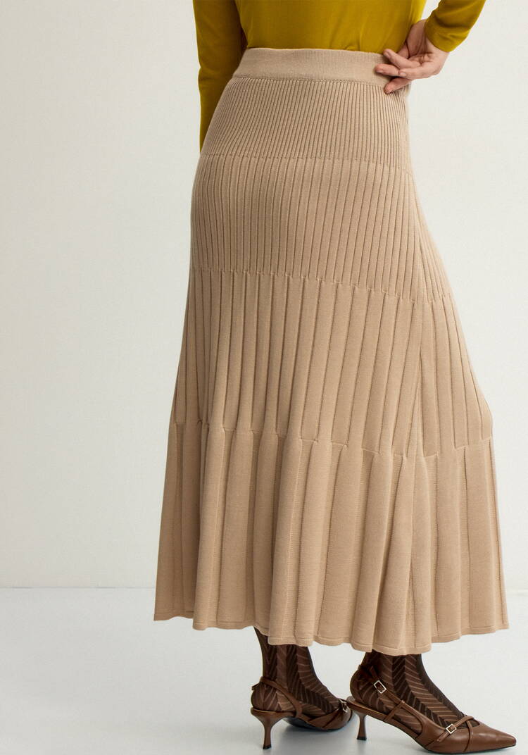 Юбка с фигурными складками шир.  750, рис. 9