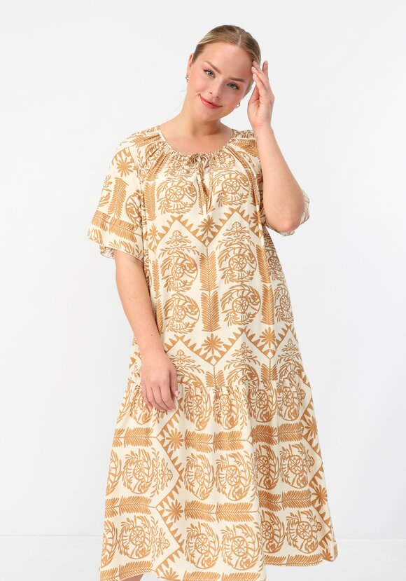 Платье Дженнифер шир.  580, рис. 2