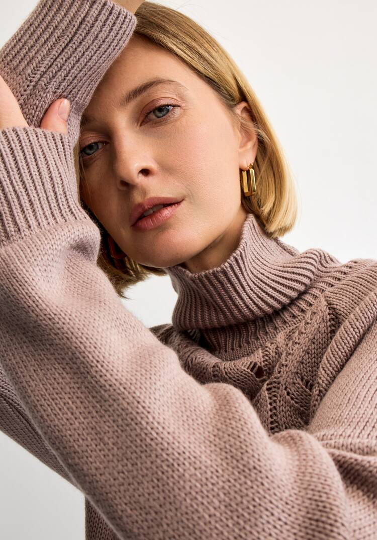 Свитер с ажурным рисунком шир.  750, рис. 41