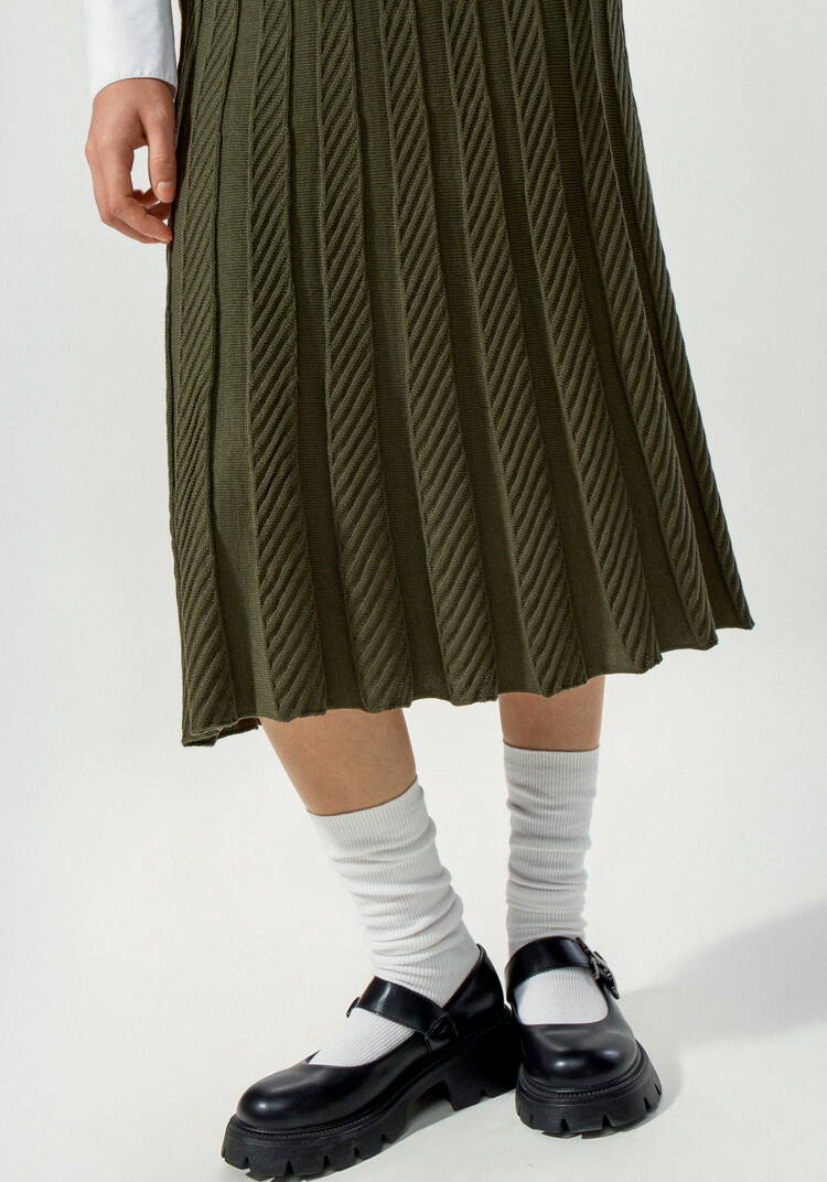 Юбка плиссе в вертикальную полоску шир.  750, рис. 10