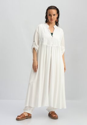 Рубашка удлиненная с вышивкой на кокетке