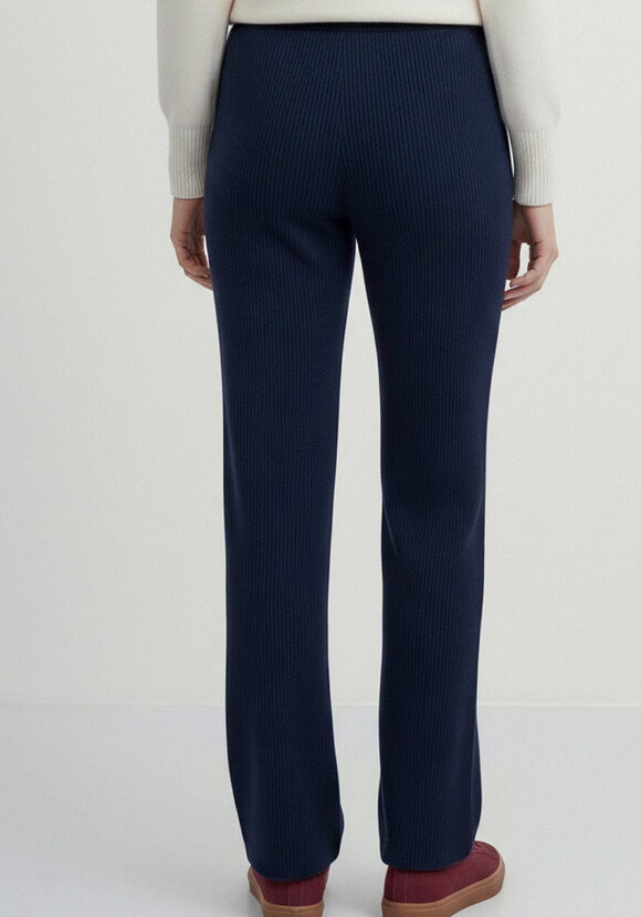 Брюки из микровельвета с начёсом шир.  580, рис. 11