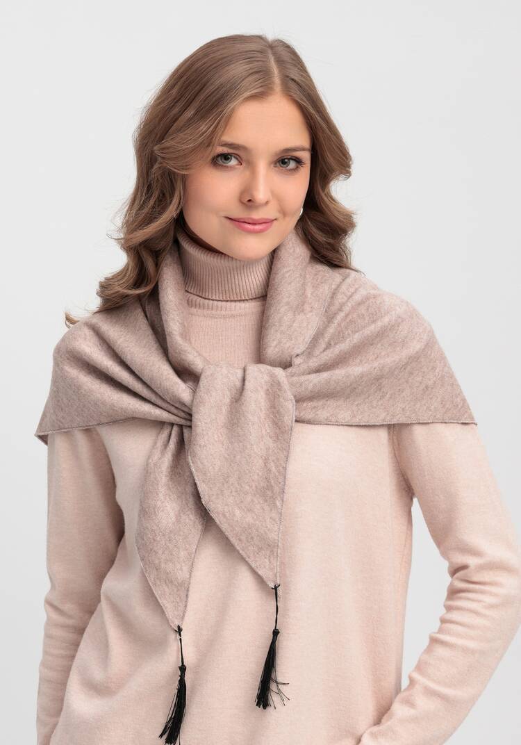 Косынка женская вязаная из ангоры шир.  750, рис. 8