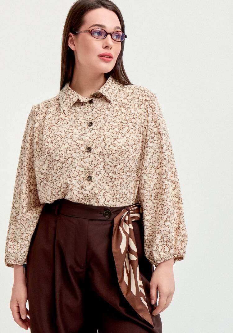 Блуза со складкой по спинке шир.  750, рис. 9