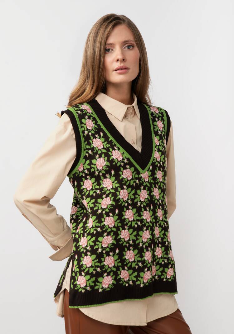 Жилет женский с цветочным рисунком шир.  750, рис. 8