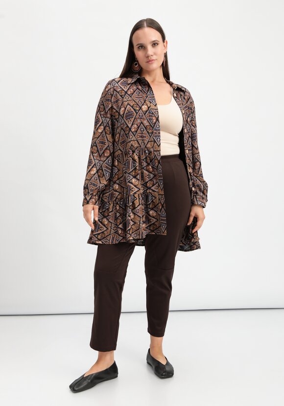 Брюки оригинального кроя на резинке шир.  580, рис. 11