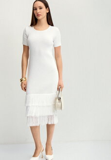 Платье миди прямого силуэта