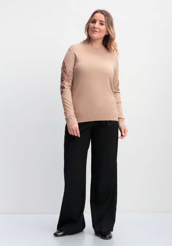 Джемпер со стразами и декоративной вставкой шир.  580, рис. 13