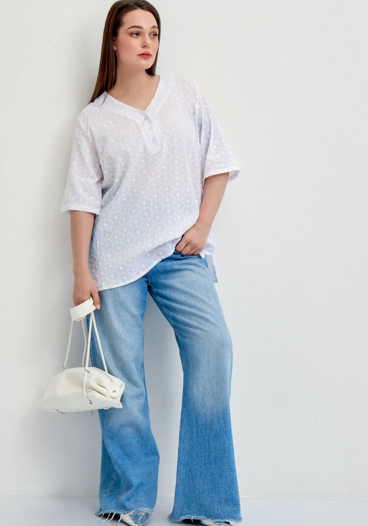 Блуза с V-образным вырезом из шитья шир.  750, рис. 16