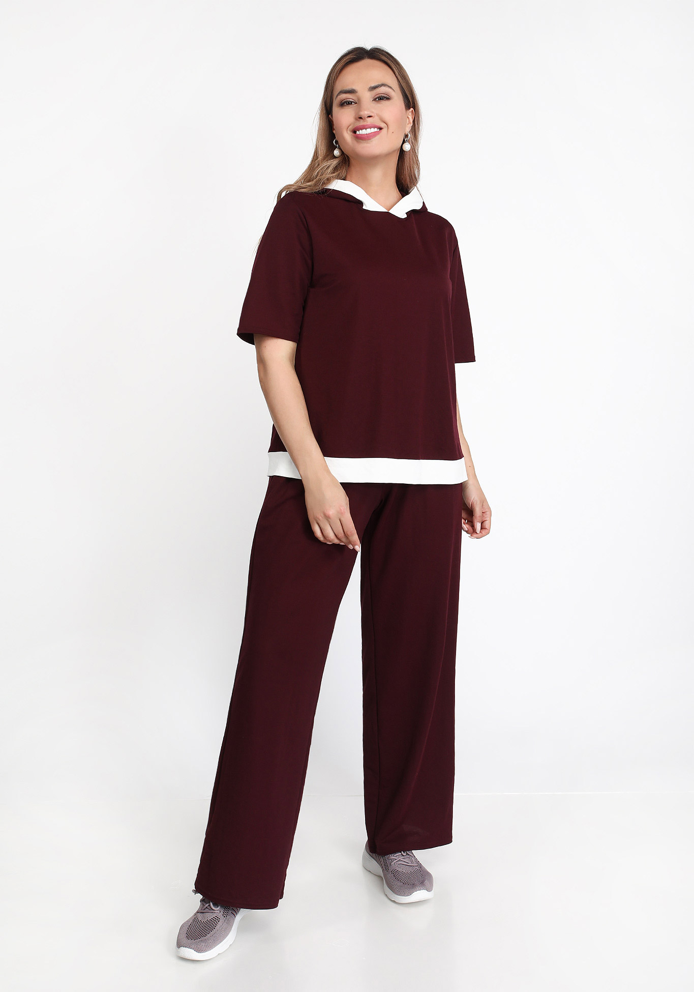 Костюм однотонный с капюшоном